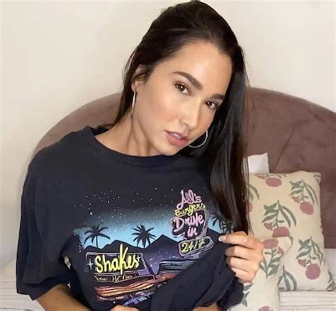 karlee grey weight|Karlee Grey Biography, Age, Net Worth, Wiki & More